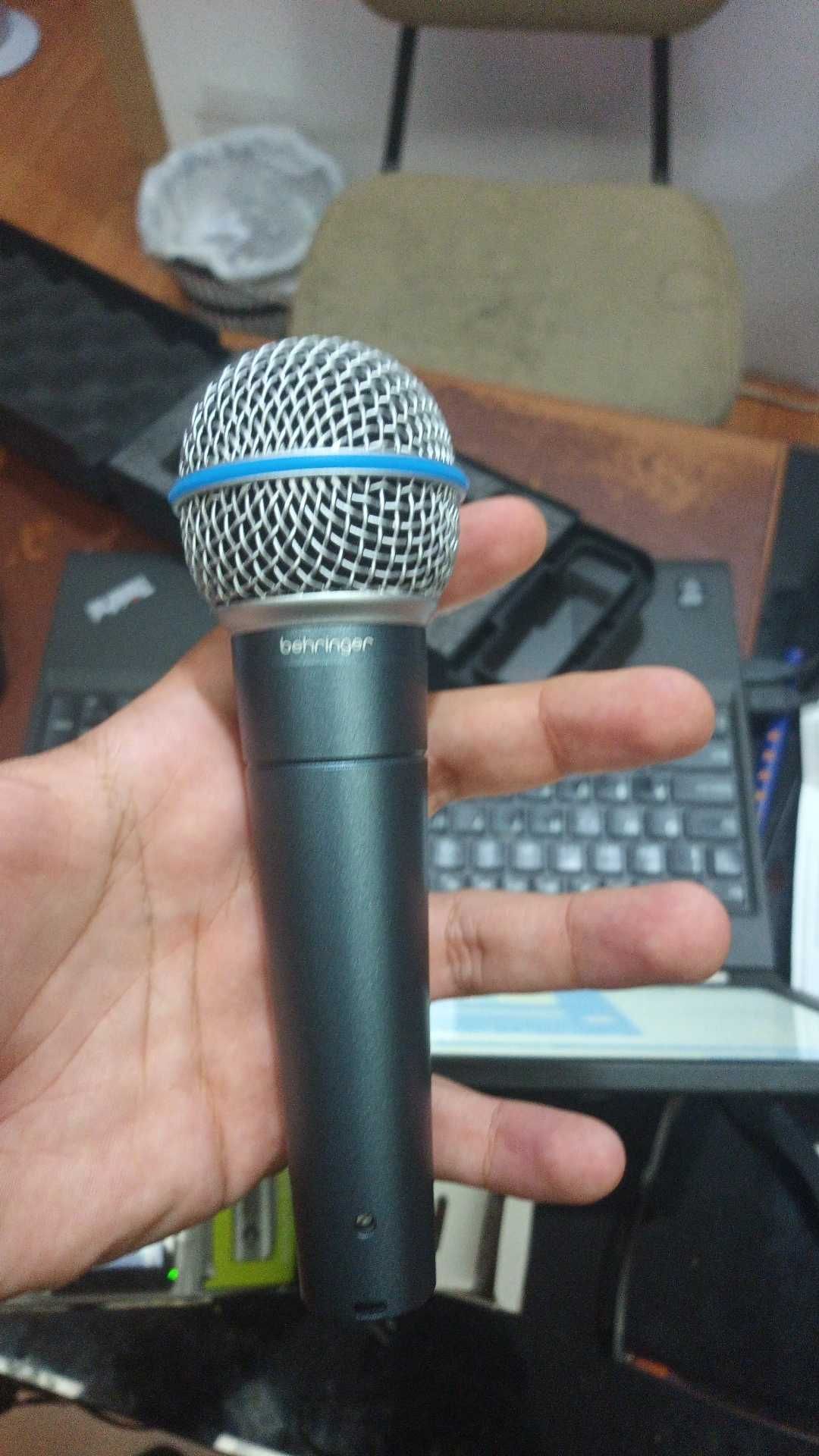Behringer BA 85A