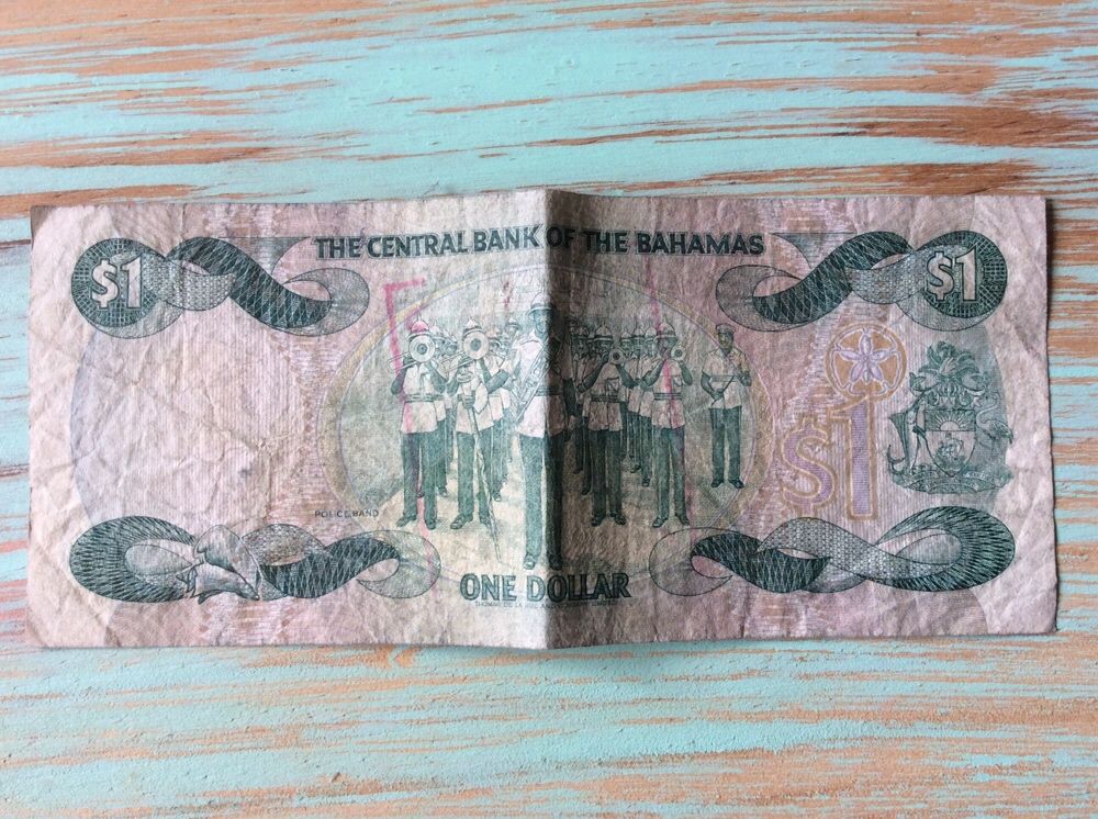 Nota bahamas 1 dollar do ano 1974