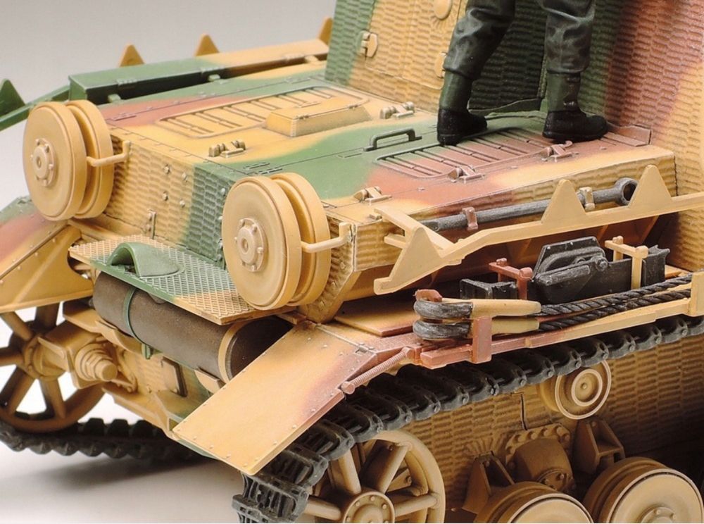 TAMIYA 35353 czołg Sd.Kfz.166 Sturmpancer IV Brummbar model 1:35