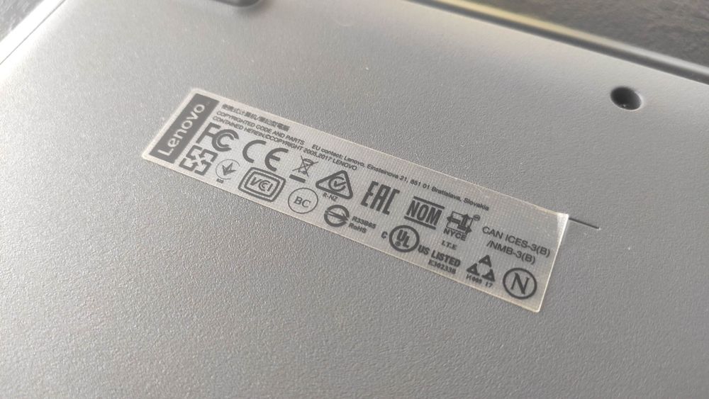 Laptop Lenovo Ideapad 320 15,6 cala, 16 GB RAM, dysk 1000 GB. Jak nowy