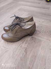 Pantofle półbuty buty przejściowe oksfordy rozmiar 38 K&M Fashion