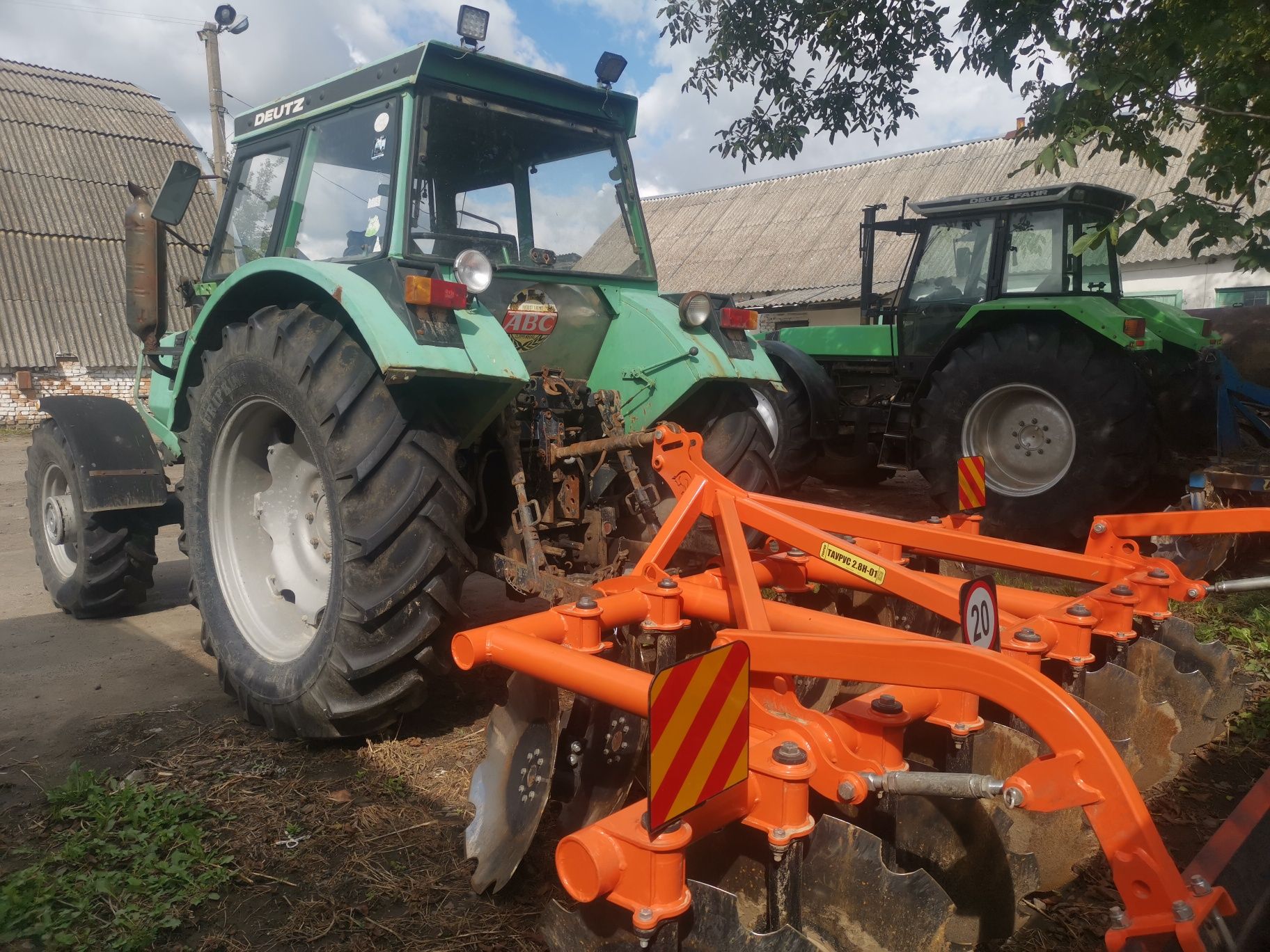 Трактор Дойц Deutz DX 6.10