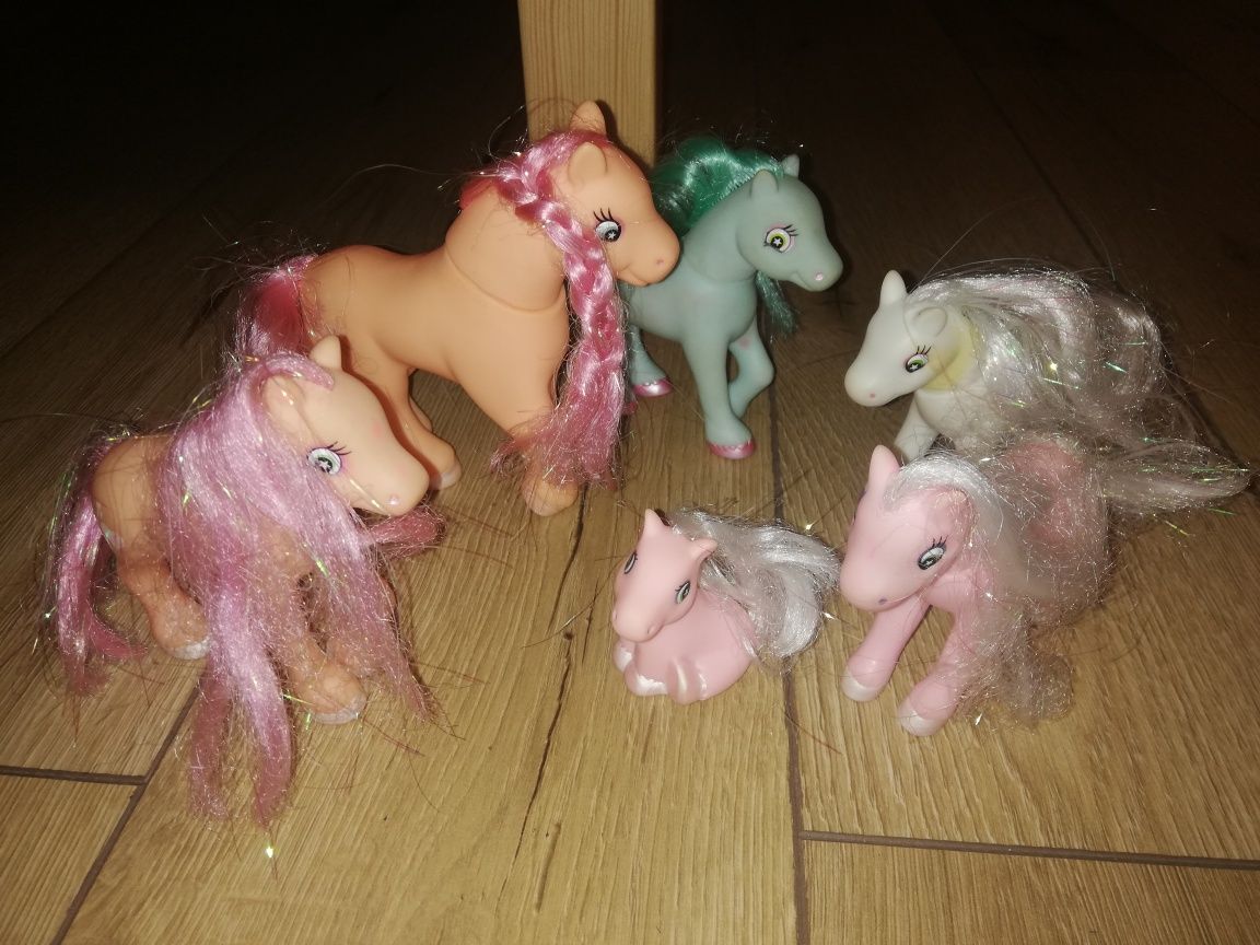 Kucyki pony figurki koniki