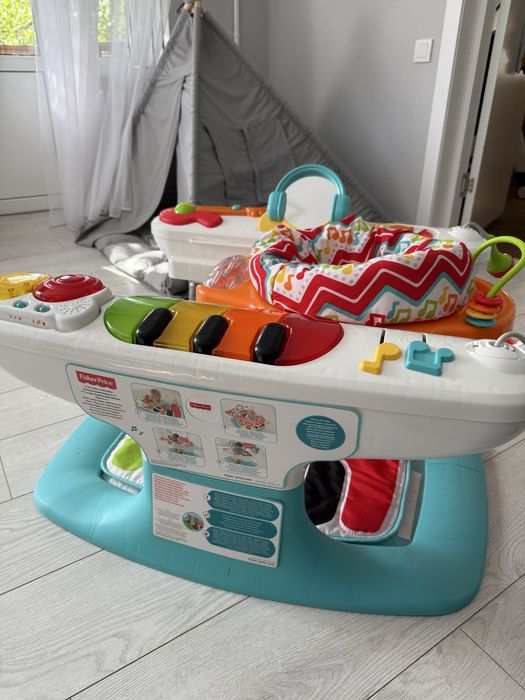 Музичний ігровий центр-столик  Fisher price
