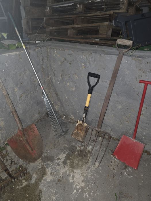 Enchada pá ancinho vassoura tudo para jardim