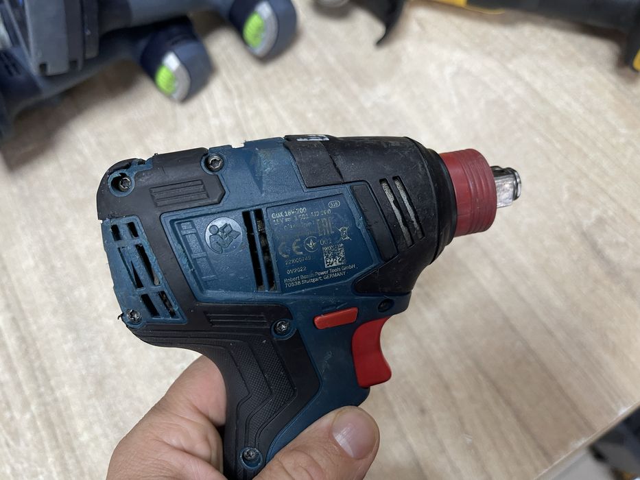 Bosch GDX 18V-200 / акумуляторний гайковерт-імпакт Бош