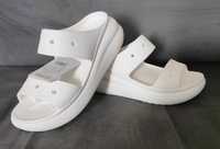Klapki na platformie Crocs Classic Crush Sandal EUR 42-43 / UK m8-w9