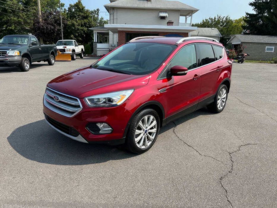 Ford Escape Titanium      2018