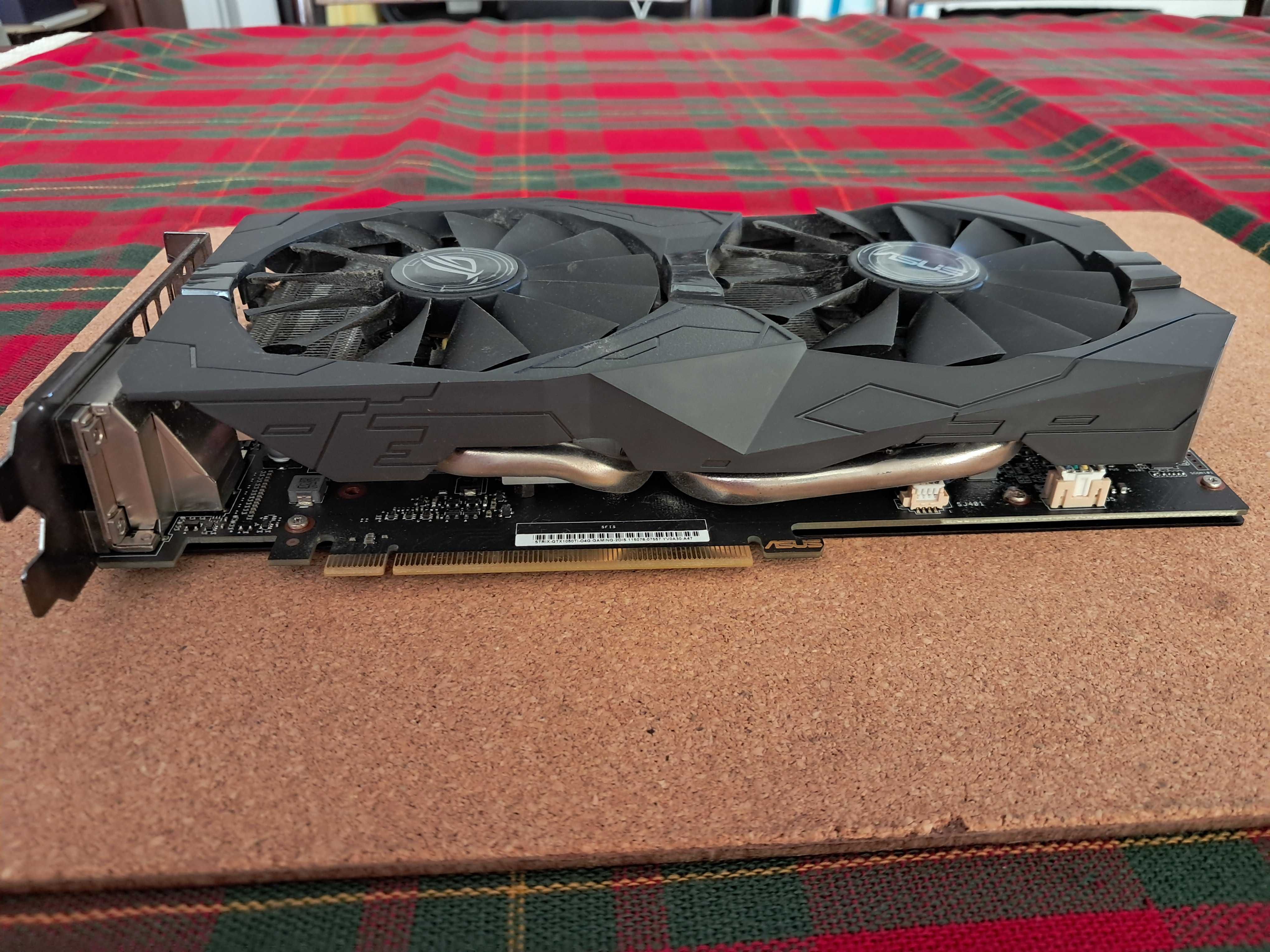 ASUS - NVIDIA gtx 1050ti usada/bom estado