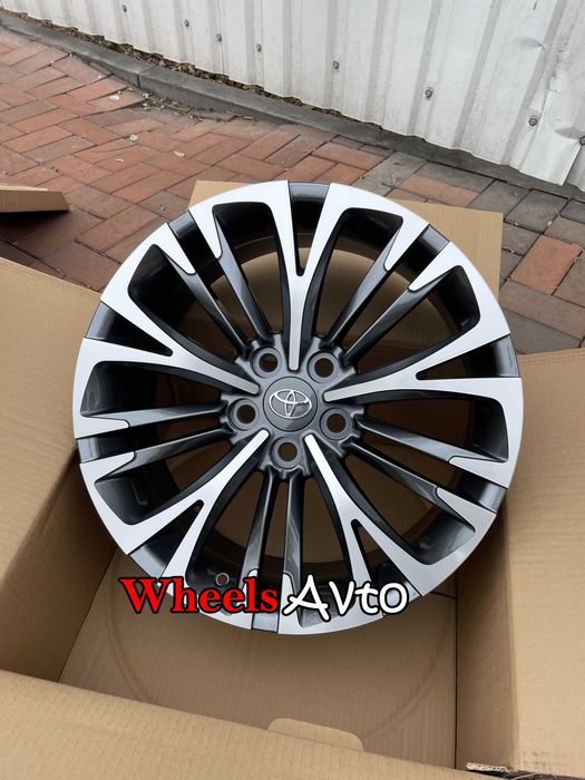 Диски R18 5x114.3 Toyota Corolla Cross Avensis Rav4 BZ4X Camry