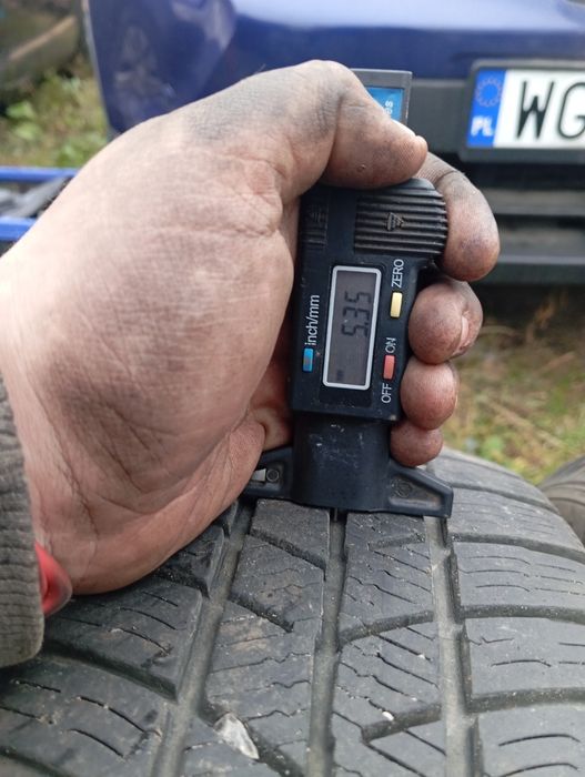 Z0242 opony zimowe Barum Polaris 5 175/65R14