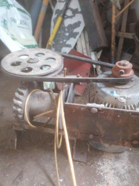 Sprzedam wciągarkę.