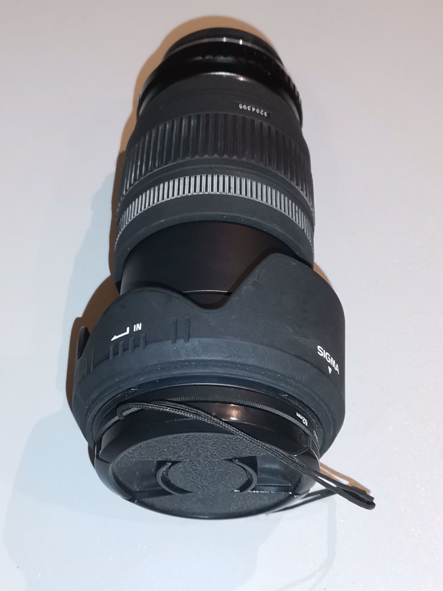 sony alfa 300 wraz z obiektywem sigma 18-200