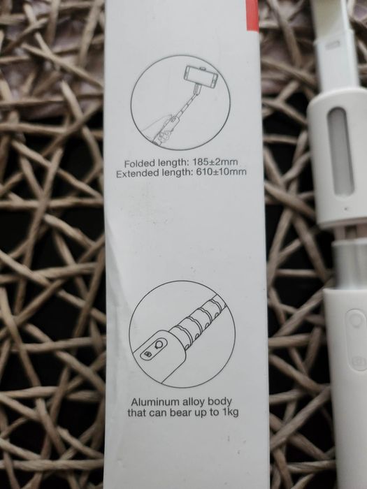 Huawei Selfie Stick with LED beauty light