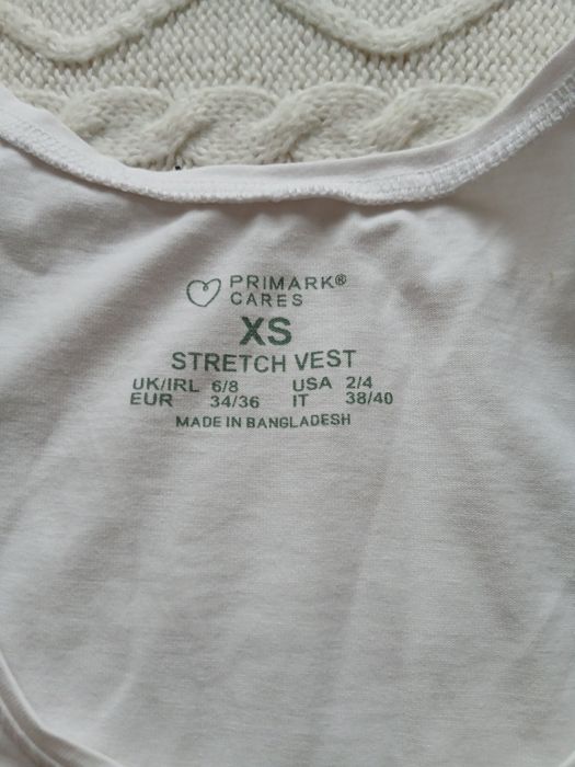 Basicowa koszulka na ramiączkach Primark rozm. XS