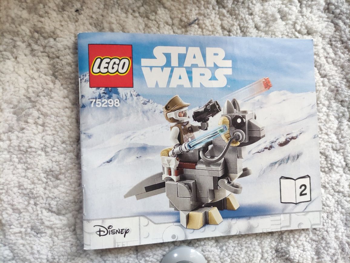 LEGO 75298 Star Wars Mikromyśliwce: AT-AT kontra Tauntaun 100% komplet