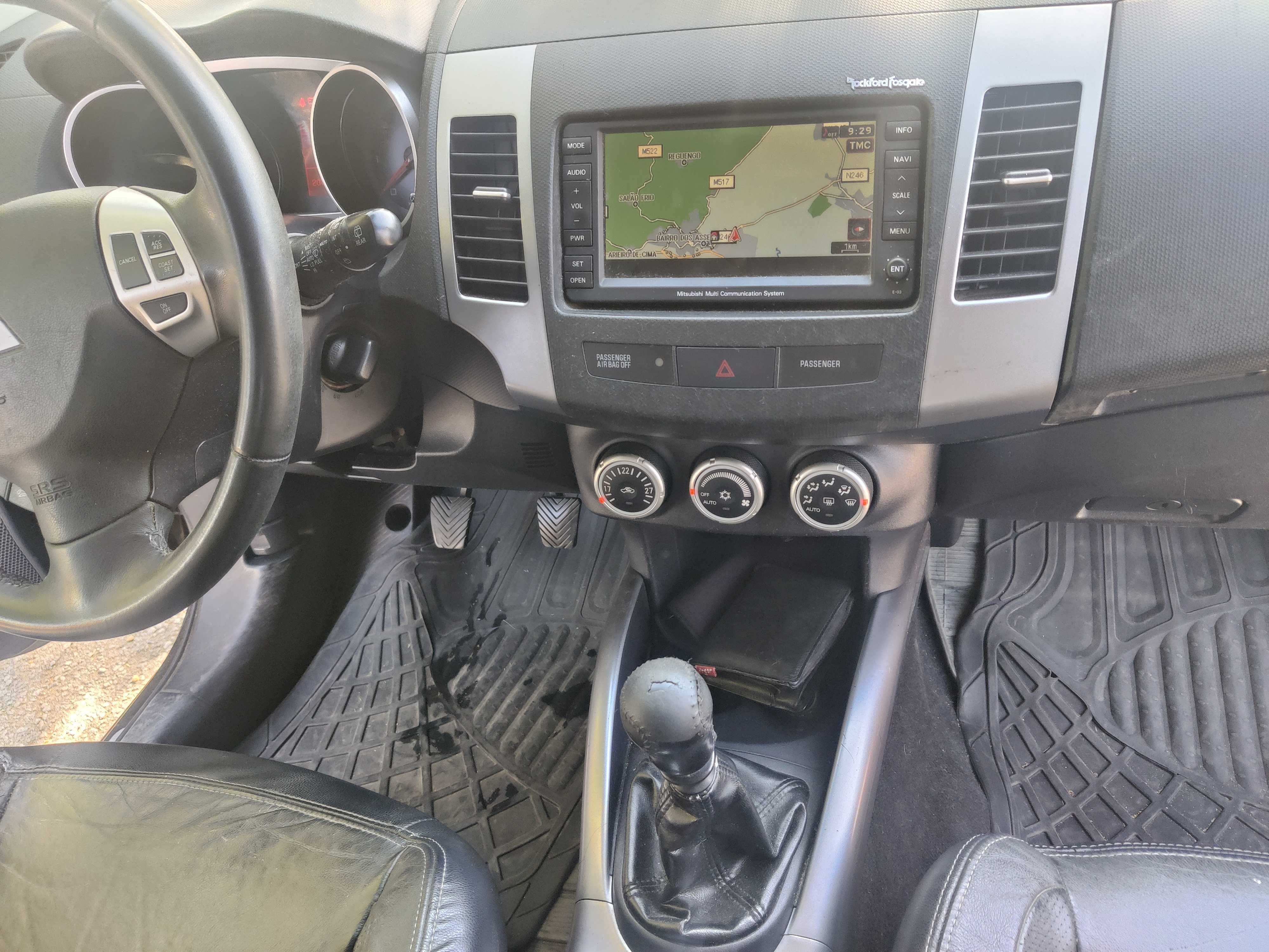 Mitsubishi Outlander 4WD