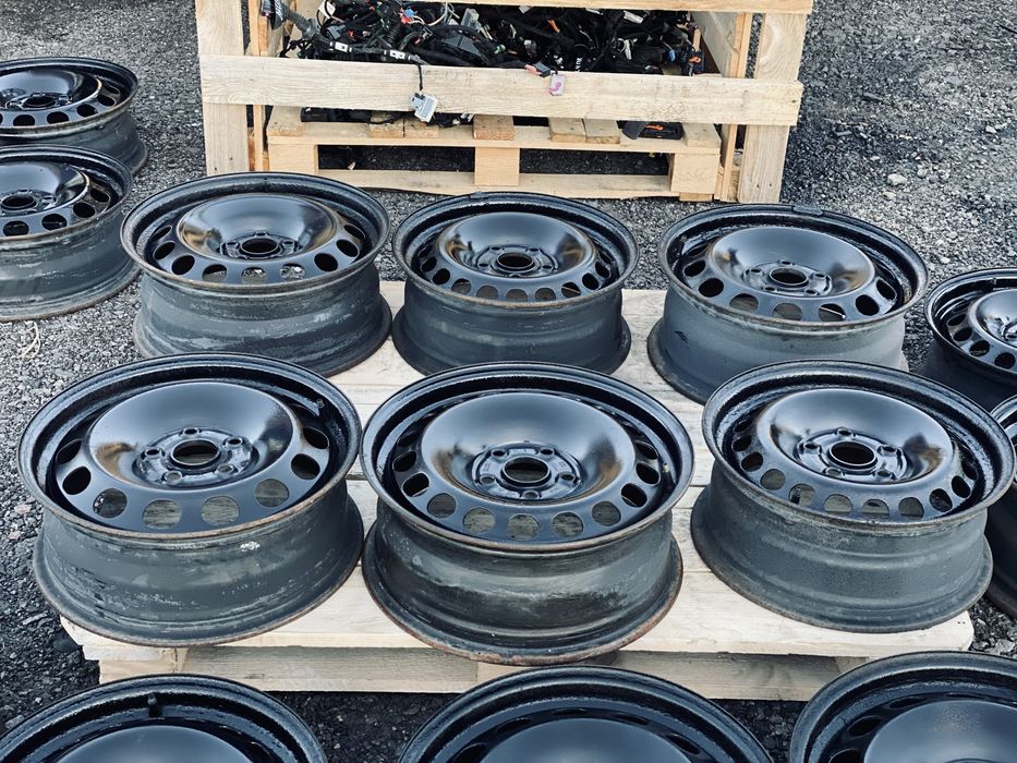 Металеві диски R16 5.100 металевий диск жилізні Golf Skoda Passat Polo