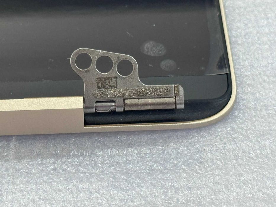 Macbook air a 1534 screen replacement