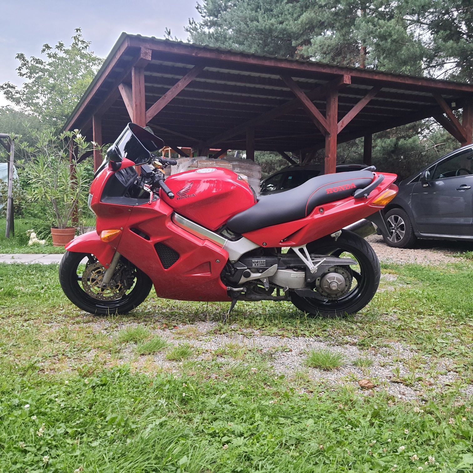 Honda vfr800fi 98r
