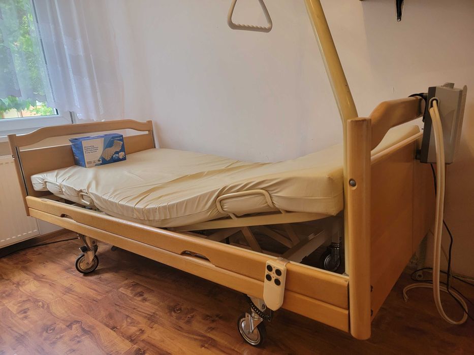 Sprzedam łóżko rehabilitacyjne