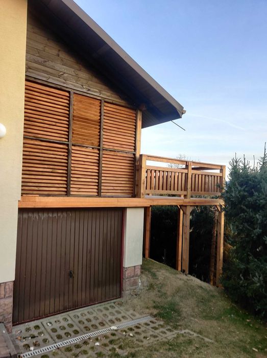 Taras, Barierka drewniana olchowa, Żaluzje regulowane, altany