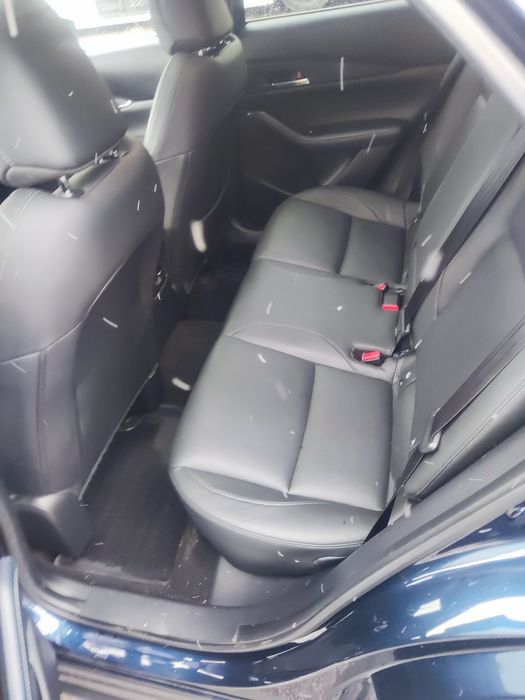 Автомобіль  Mazda cx30