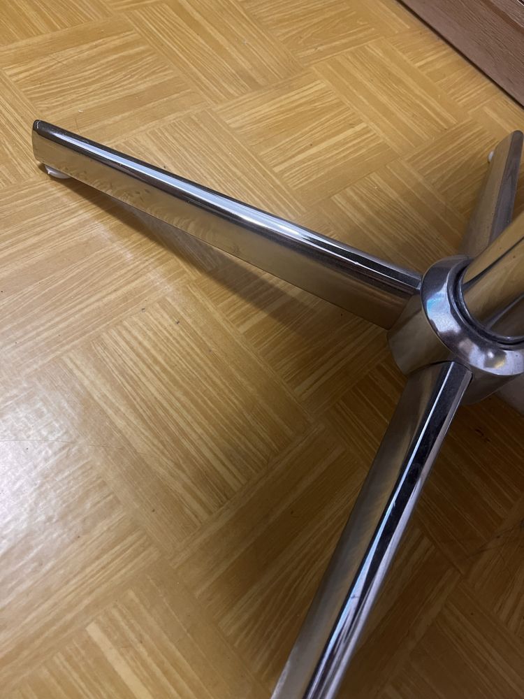 Fotel / Hoker – Butelkowa Zieleń – Srebrne Nóżki – Welur