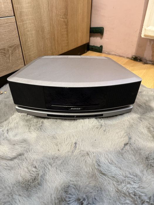 Odtwarzacz CD i radio AM/FM