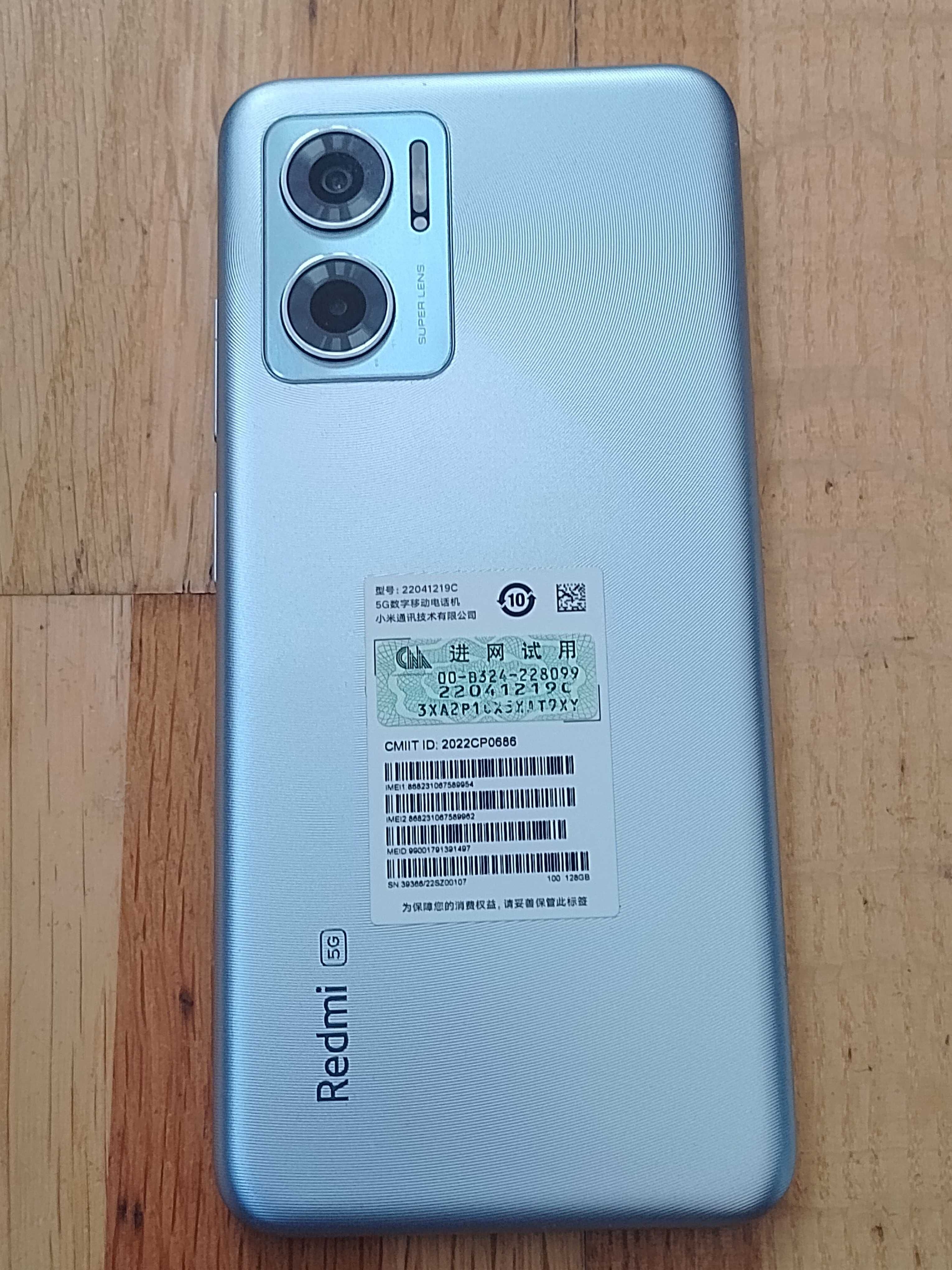 Мобільний телефон Xiaomi Redmi Note 11E майже новий на запчастини