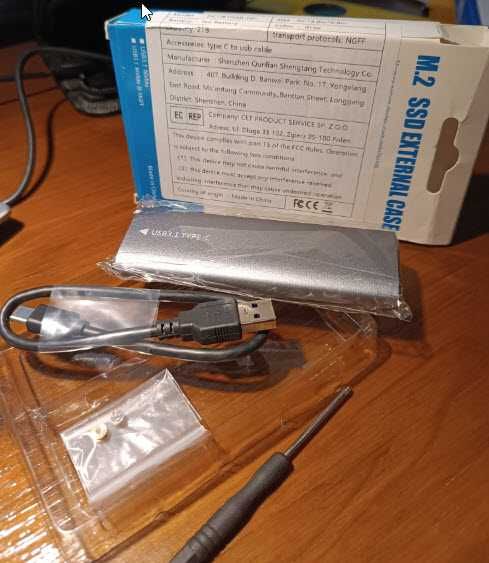 Caixa M.2 SSD NGFF Typo C PCIe B+M/M-Key