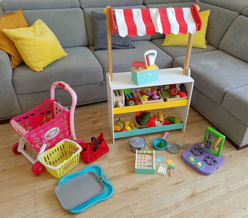 Sklep dla dzieci (stragan, wozek, koszyk, kasa, waga, warzywa i owoce)