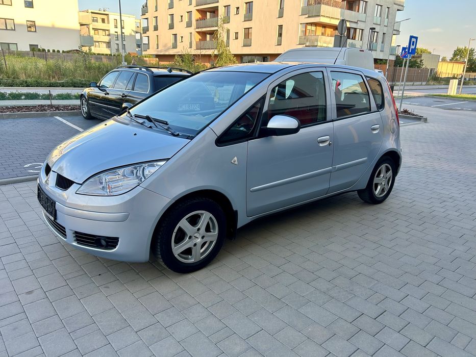 Sprzedam mitsubishi  colt 1,5 bezyna sprowadzony z Niemiec