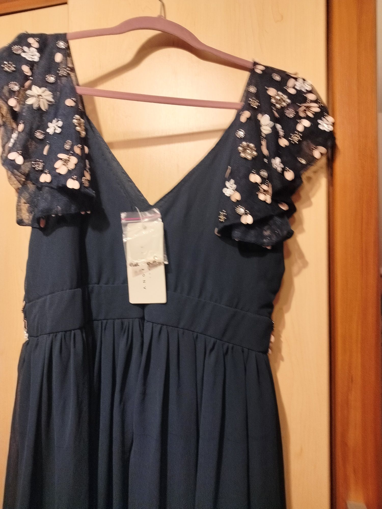 Elegancka sukienka na wesele, rozmiar 42