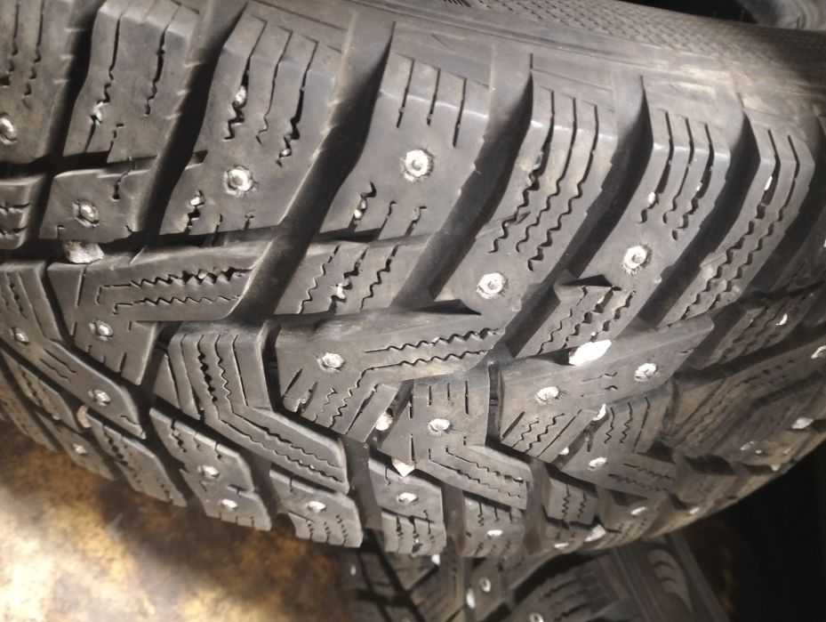 Продам покришки шини hankook 195/65 r15 winter Pike rs2