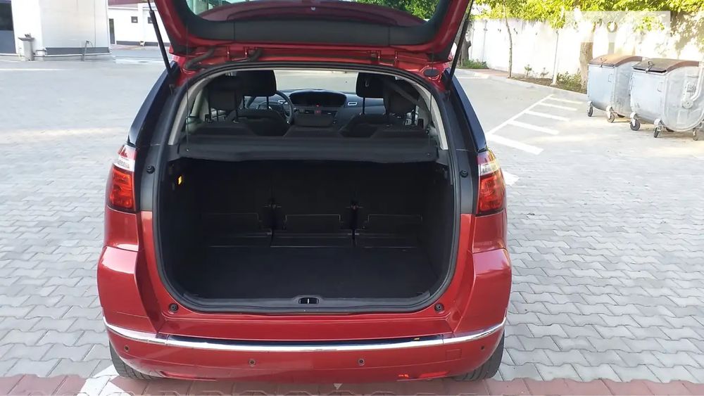 Продам citroen c4 picasso 1.6hdi