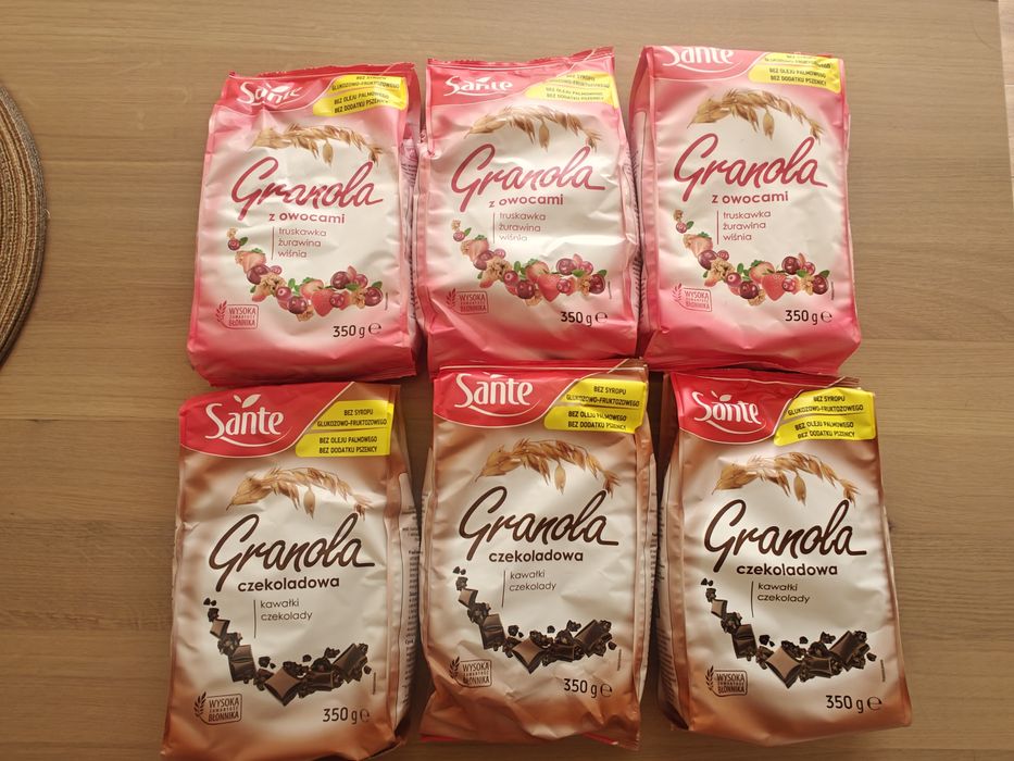 Granola Sante czekoladowa i truskawkowa, 8 sztuk