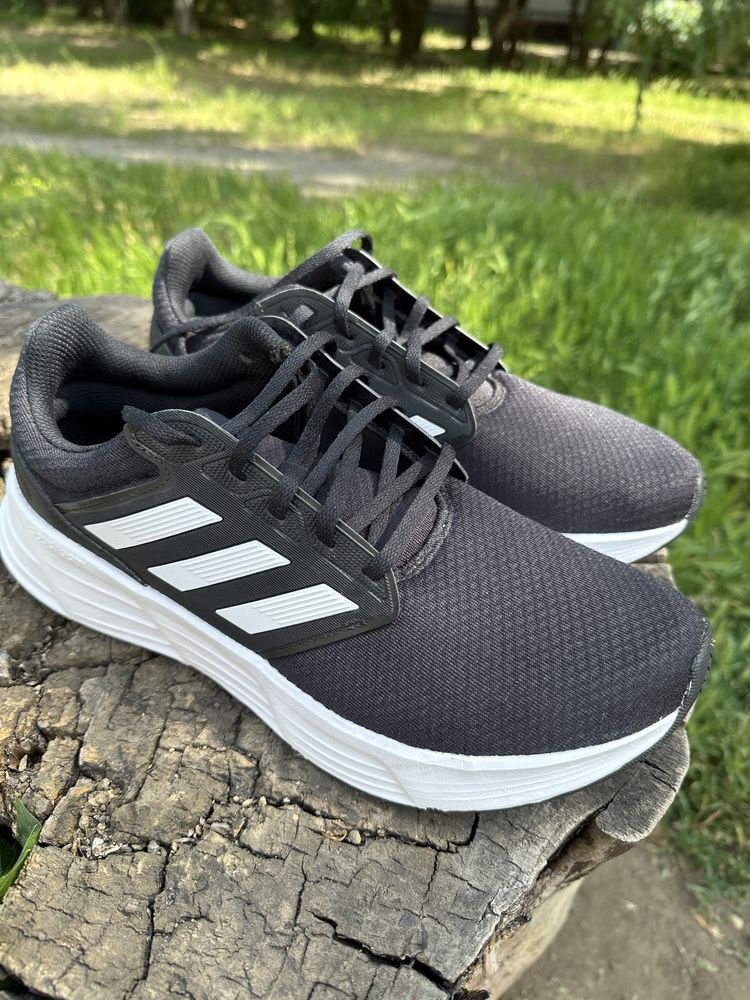 Кросівки Adidas (оригінал)