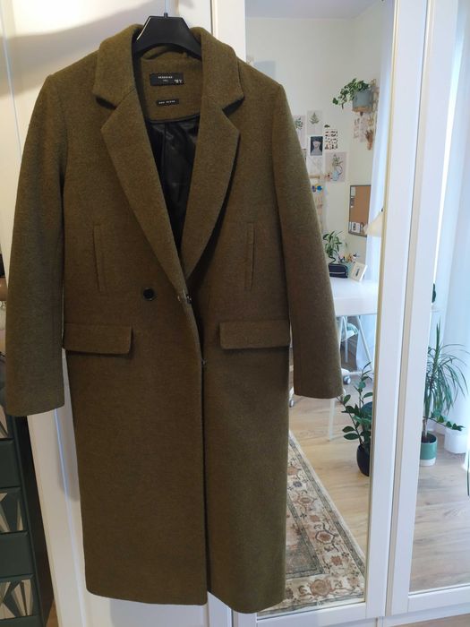 Płaszcz damski ciemnozielony