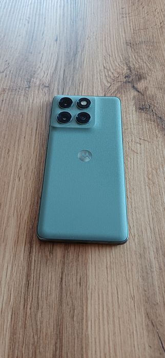 Motorola Edge 60 Pro 12/512

Sprzedam