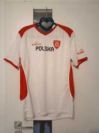 Koszulka reprezentacji Polski w piłkę nożną 
Jest to kos