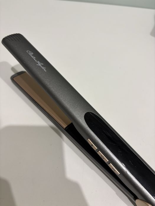 Випрямляч волосся