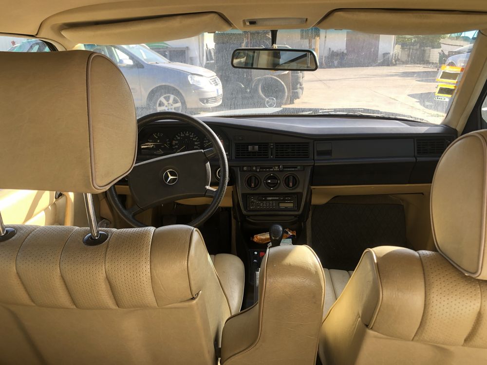 Mercedes e190 (aceito negociações)