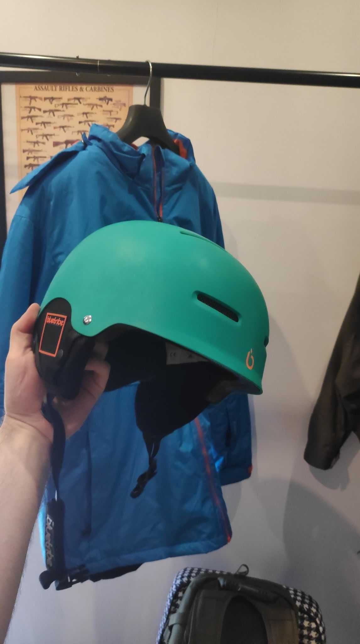 ZESTAW: Kurtka + Spodnie narciarskie/snowboard Brugi + kask Bluetribe