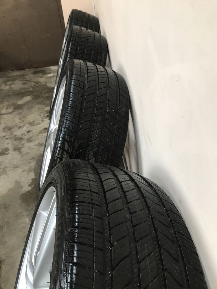 Резина 255/40R19