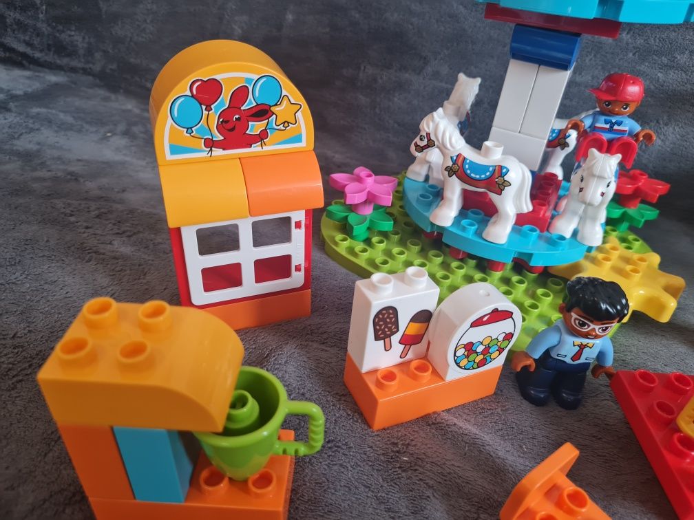 Lego.      duplo