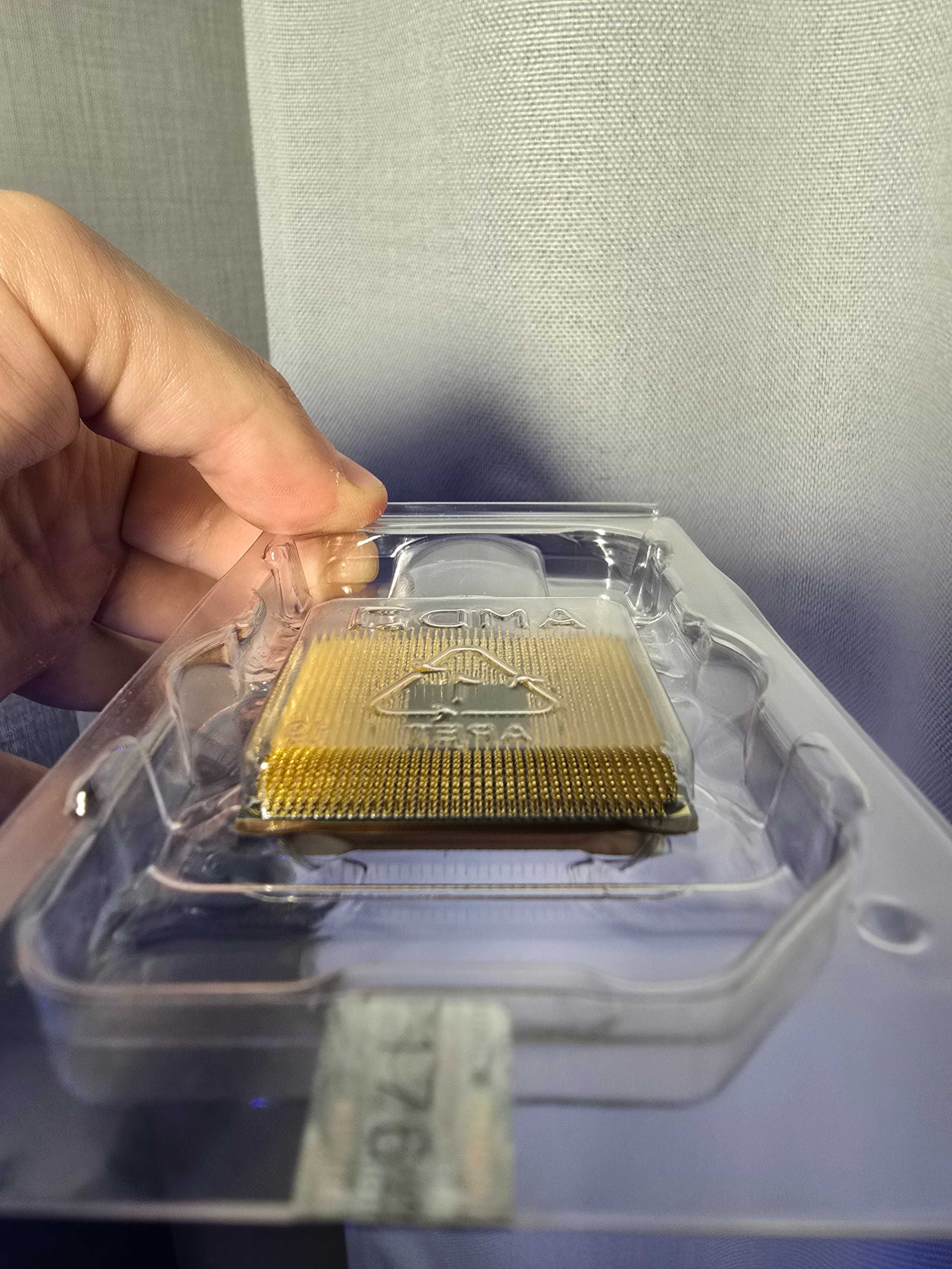 AMD Ryzen 5700x AM4 Новий з пломбами та гарантією, оптом та в роздріб