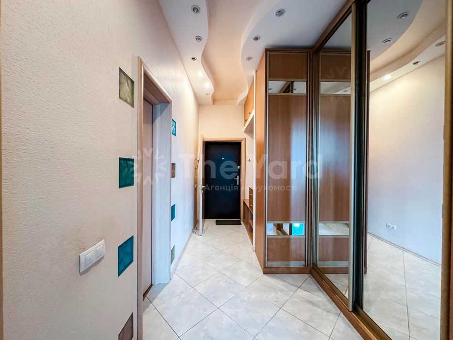 Продаж 1-к квартири 53 кв.м Підвисоцького 6-В, метро Звіринецька