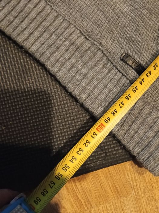 Sweter chłopięce 152