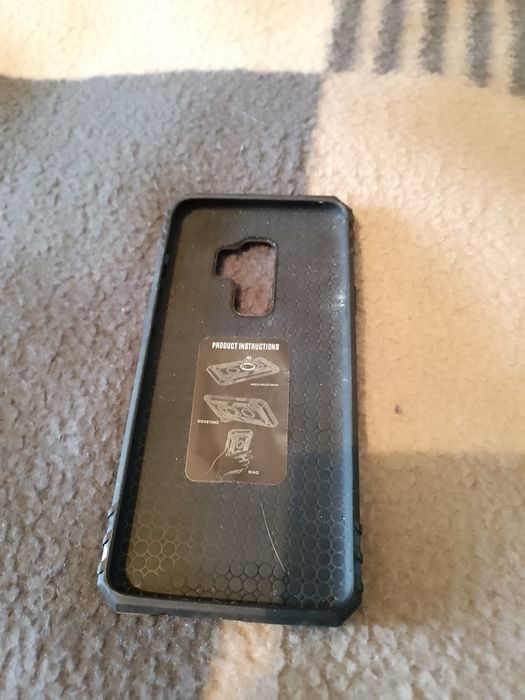 Кришка для телефона с подставкой